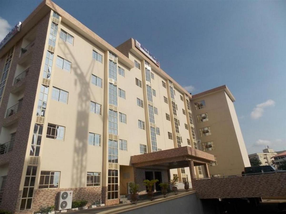 Room In Lodge - Ayalla Hotels And Suites Abuja Eksteriør billede