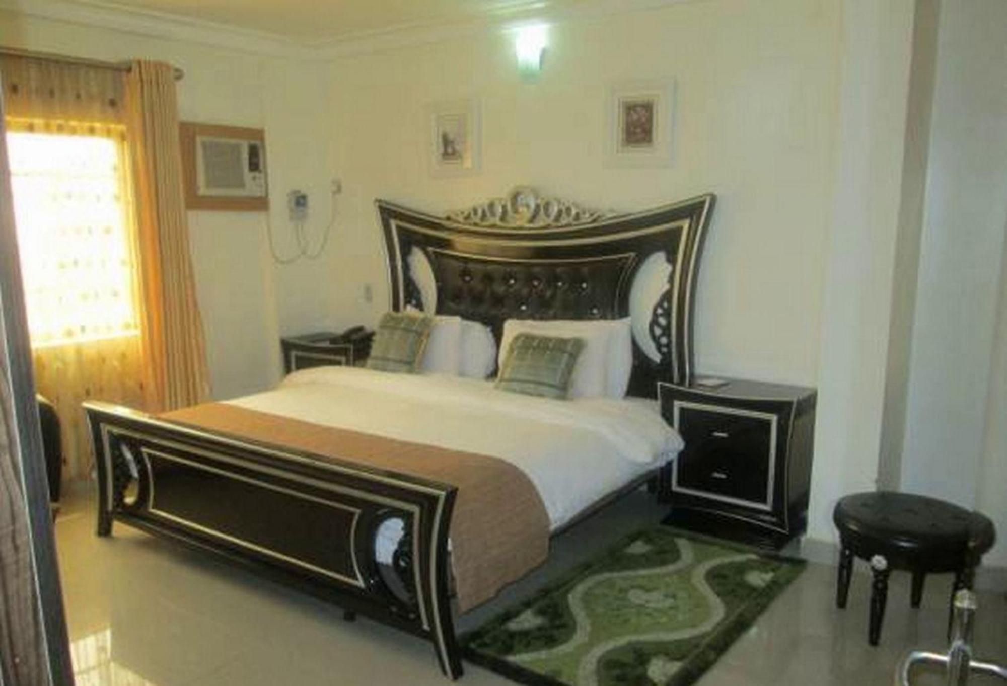 Room In Lodge - Ayalla Hotels And Suites Abuja Eksteriør billede