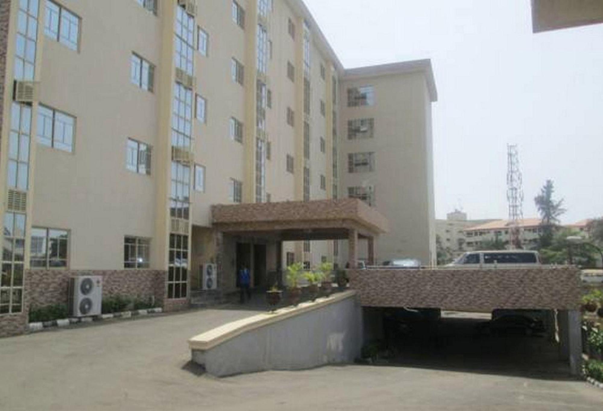 Room In Lodge - Ayalla Hotels And Suites Abuja Eksteriør billede